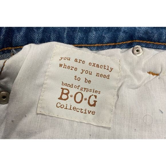 Band Of Gypsies Rose Distressed Frayed Button Fly Denim Shorts Size 28 - Picture 6 of 8